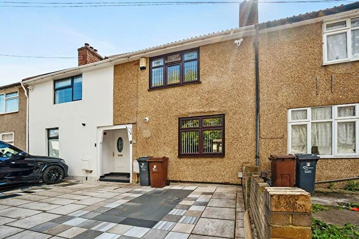 2 Bedroom Terraced House To Rent In Vincent Road, Dagenham, RM9