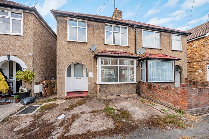 3 Bedroom Semi-Detached House To Rent In Mill Avenue, Uxbridge, UB8