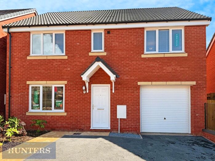 5 Bedroom Detached House For Sale In Swan Park, Dawlish, EX7