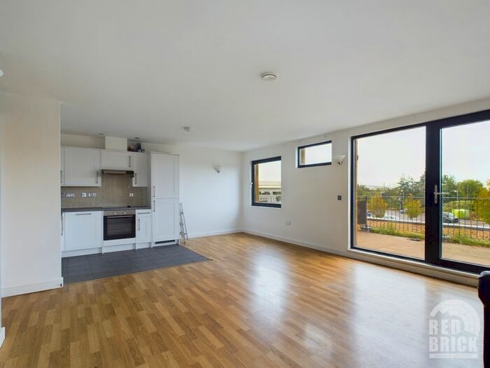 2 Bedroom Flat To Rent In Lindon Court Bryant Road, Rugby, Warwickshire, CV23