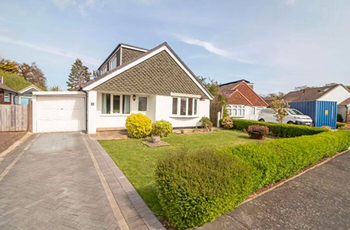 4 Bedroom Detached Bungalow For Sale In Margaret Close, Waterlooville, PO7