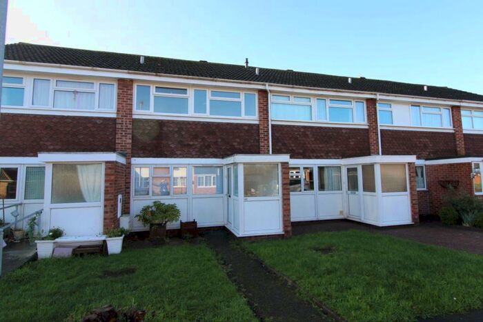 2 Bedroom House To Rent In Priory Lands, Burton Upon Trent, Staffordshire, DE13