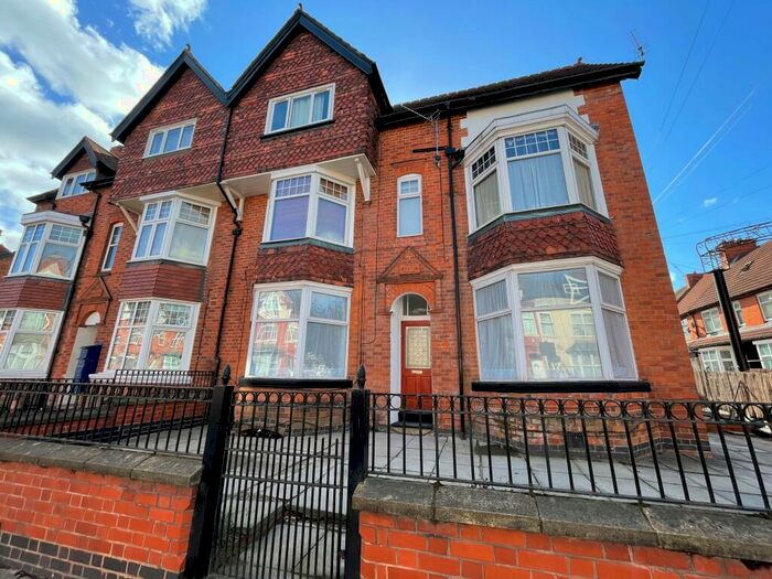 1 Bedroom Apartment To Rent In Glenfield Road, Leicester, LE3