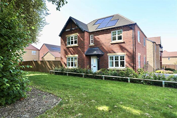 4 Bedroom Detached House For Sale In Mulberry Grove, Willerby, Hull, HU10