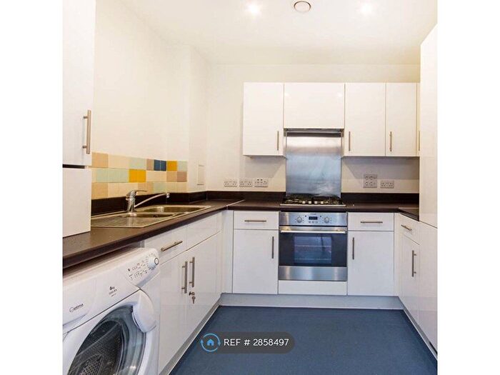 1 Bedroom Flat To Rent In Gary Court, Croydon, CR0