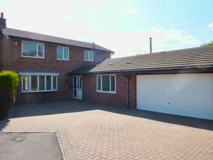 4 Bedroom Detached House To Rent In Greenacres, Fulwood, Preston, PR2