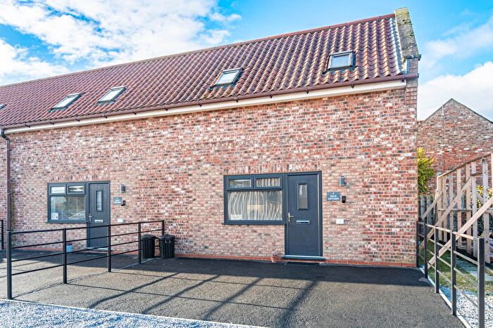 2 Bedroom Cottage For Sale In Wigginton Road, Wigginton, York, YO32