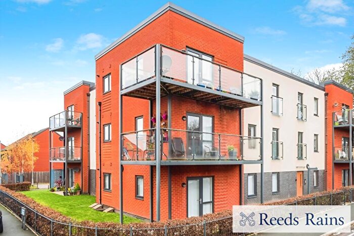 2 Bedroom Apartment To Rent In Athole Street, Salford, Greater Manchester, M5