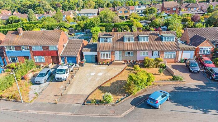 3 Bedroom Bungalow For Sale In Sheepcote Crescent, Heath And Reach, Leighton Buzzard, LU7