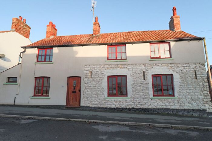 4 Bedroom Detached House For Sale In Stonegate, Hunmanby, YO14