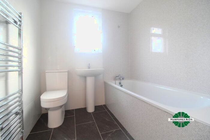 3 Bedroom Flat To Rent In Wilson Road, East Ham, E6