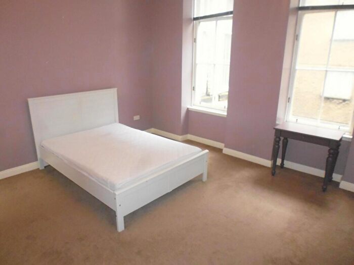 3 Bedroom Flat To Rent In Miller Street, Glasgow, G1
