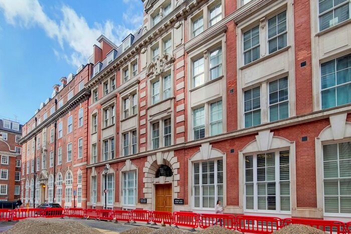 3 Bedroom Flat To Rent In Matthew Parker Street, Westminster, London, SW1H