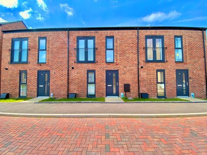 3 Bedroom Terraced House To Rent In Shergar Way, Salford, M6