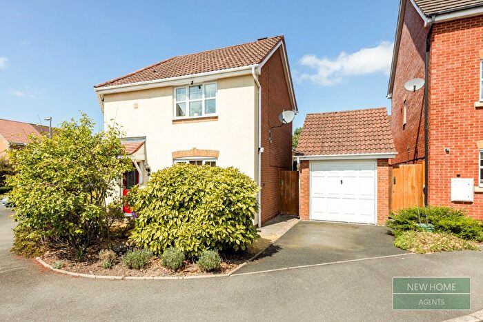 3 Bedroom Detached House For Sale In Gate House Lane, Bromsgrove, B60