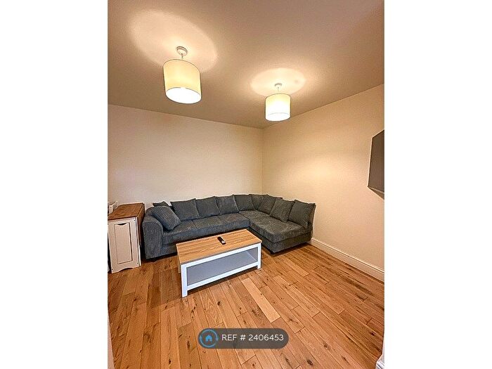 4 Bedroom Flat To Rent In Sancroft Street, London, SE11