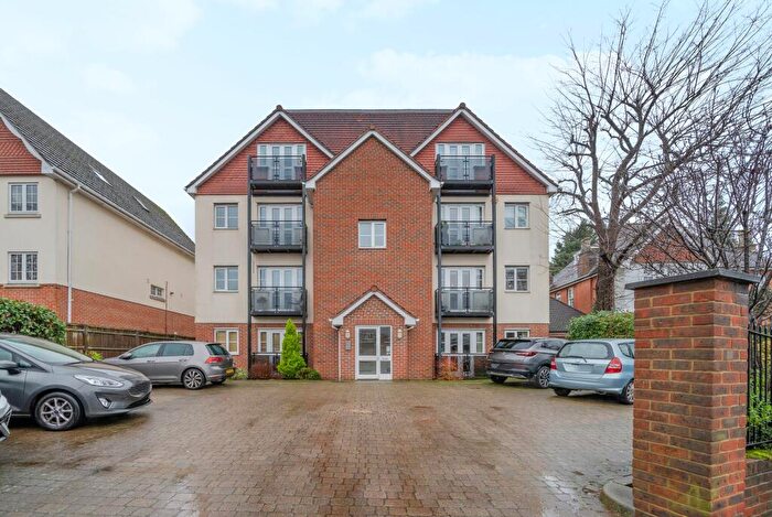 2 Bedroom Flat To Rent In Plaistow Lane, Hanbury Court, BR1