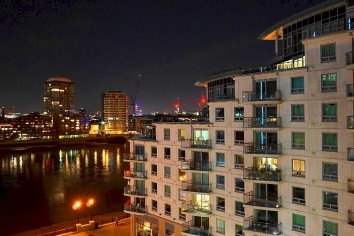 2 Bedroom Flat To Rent In Kestrel House, St Georges Wharf, SW8
