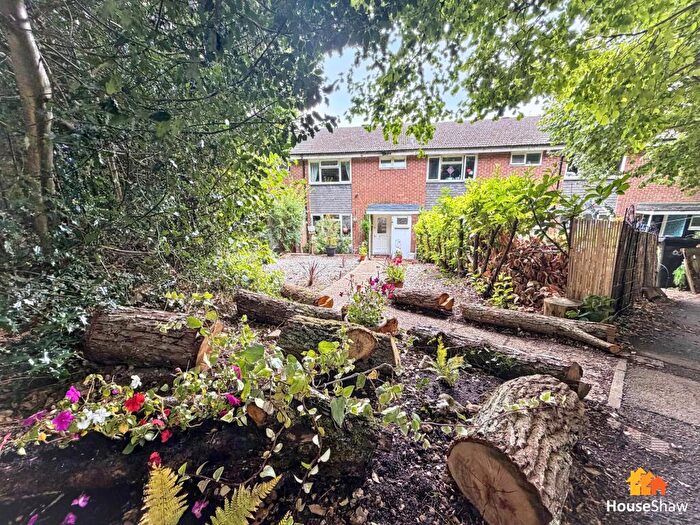 3 Bedroom Terraced House For Sale In Five Acres, Chesham, HP5