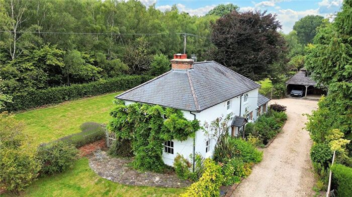 4 Bedroom Detached House For Sale In Binsted Road, Bucks Horn Oak, Farnham, Surrey, GU10