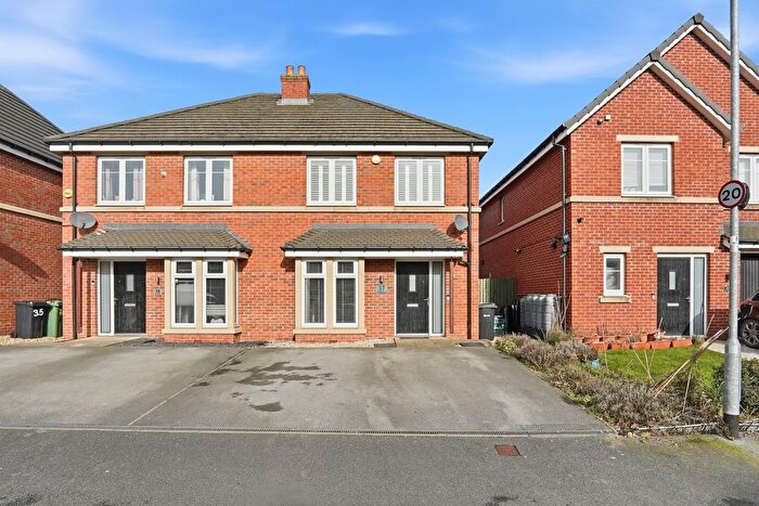 3 Bedroom Semi Detached House For Sale In Mayfair Mount, Crossgates, Leeds, LS15