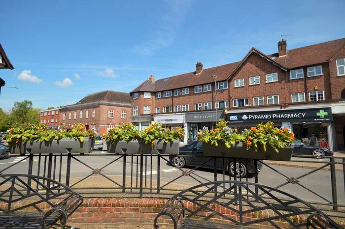 1 Bedroom Flat To Rent In Beacon House, Beaconsfield, HP9