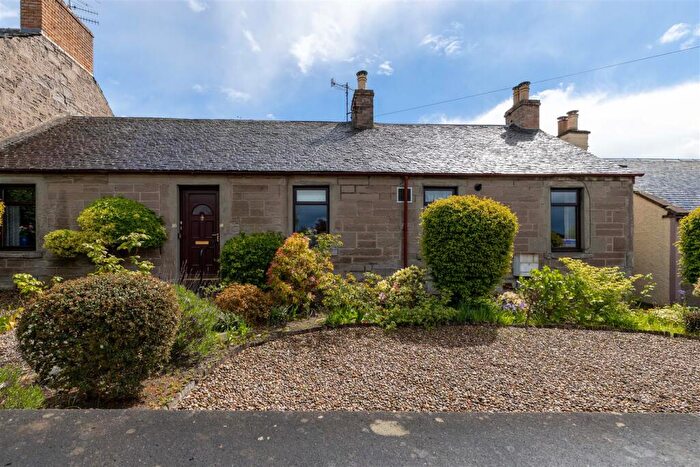 4 Bedroom Semi-Detached House For Sale In Perth Road, Scone, Perth, PH2