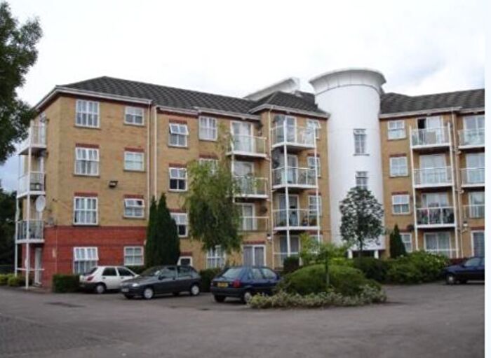 1 Bedroom Flat To Rent In Albert Road, Ilford Essex, IG1