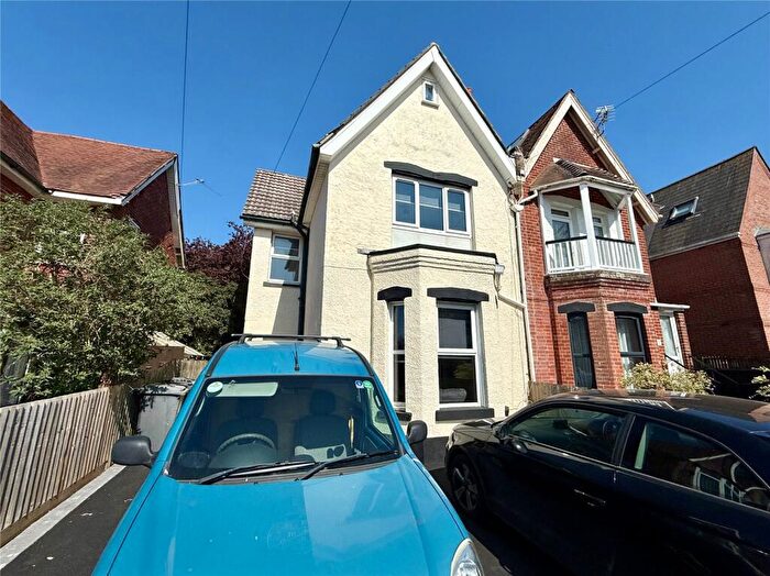 6 Bedroom Semi Detached House To Rent In Drummond Road, Bournemouth, Dorset, BH1