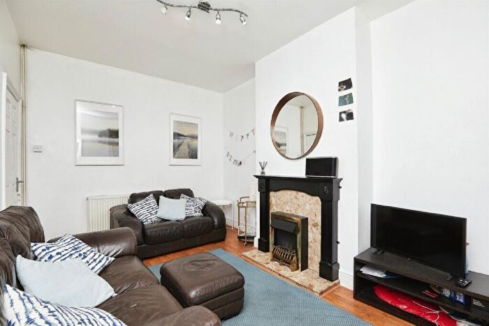 4 Bedroom House To Rent In Slack Lane, California, Nottingham, Derbyshire, DE22