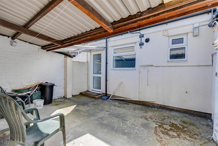 1 Bedroom Apartment To Rent In Whitchurch Road, Heath, Cardiff, CF14