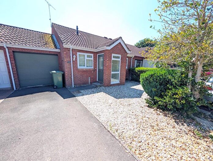 2 Bedroom Semi-Detached Bungalow For Sale In Larkspur Close, Thornbury, Bristol, BS35
