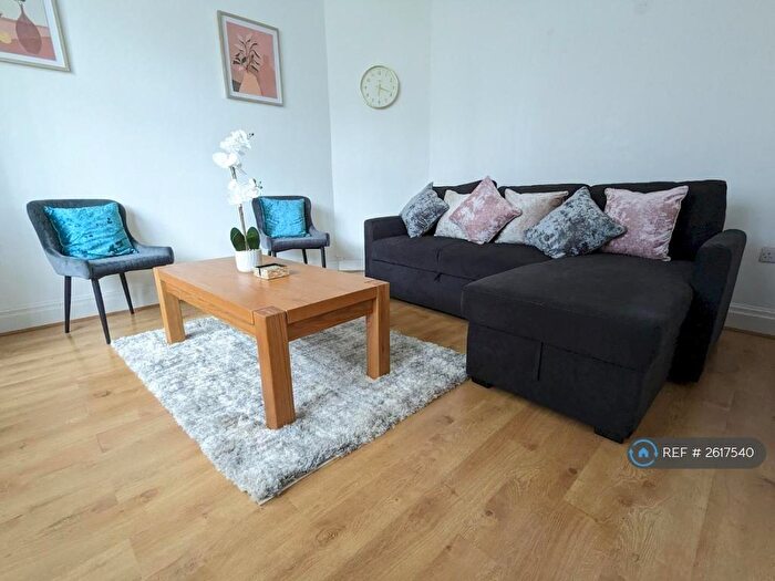 3 Bedroom Detached House To Rent In Marldon Road, Birmingham, B14