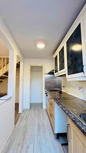 1 Bedroom Terraced House To Rent In Armstrong Close, Dagenham, RM8