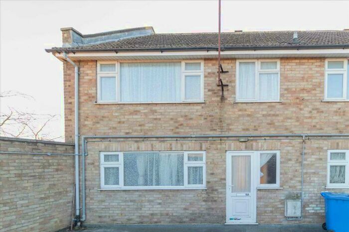 2 Bedroom Property To Rent In Churchill Way, Burton Latimer, Burton Latimer, NN15
