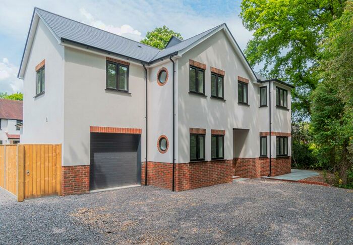 5 Bedroom Detached House For Sale In Beaulieu Road, Dibden Purlieu, SO45