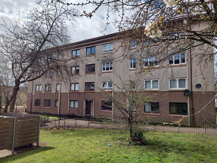 2 Bedroom Flat To Rent In Keal Avenue, Glasgow, G15