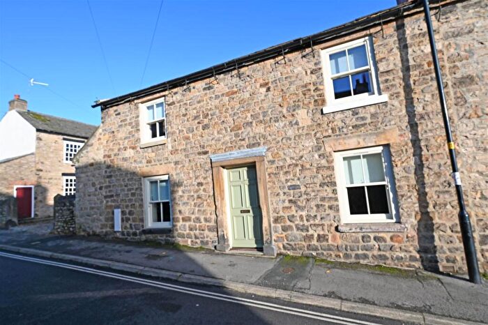 2 Bedroom Terraced House For Sale In Wellington Place, Richmond, DL10