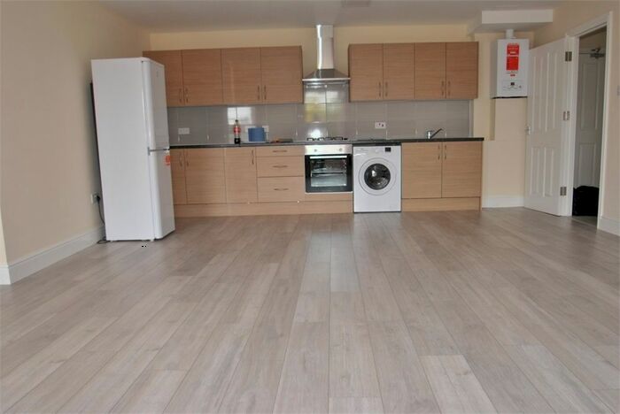2 Bedroom Flat To Rent In 1A Collingwood Road, Witham, Essex CM8
