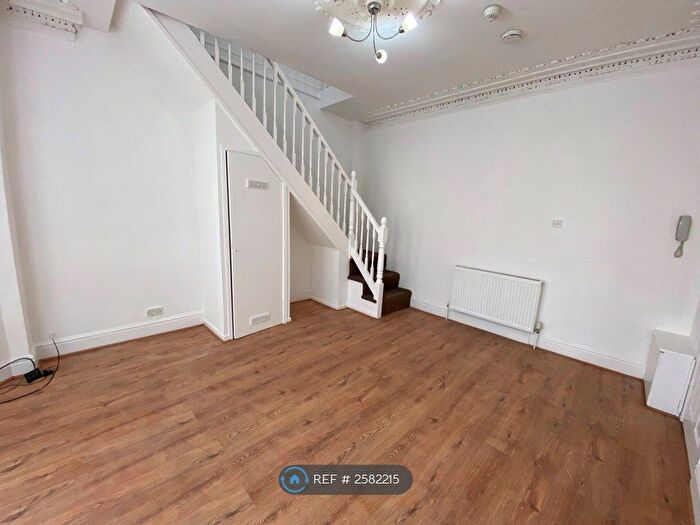 1 Bedroom Flat To Rent In Claremont Road, Seaforth, Liverpool, L21
