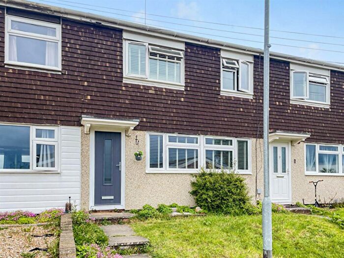 3 Bedroom Terraced House For Sale In Donaldson Road, Salisbury, SP1