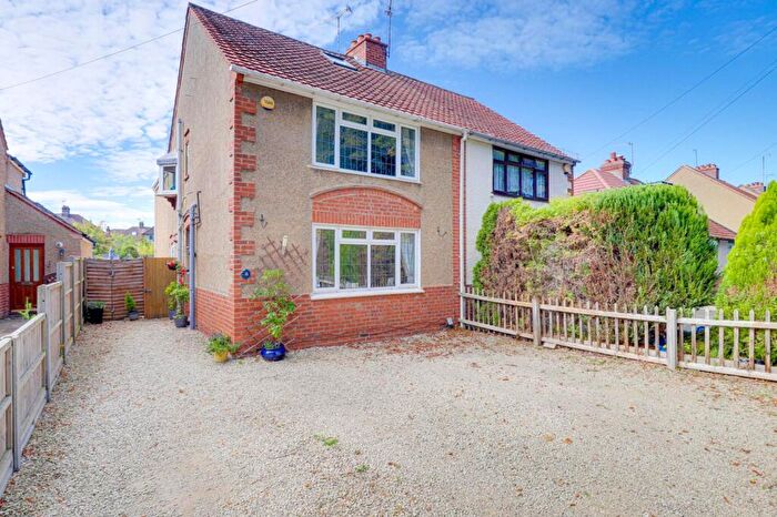 4 Bedroom Semi-Detached House For Sale In All Hallows Road, Caversham, Reading, RG4