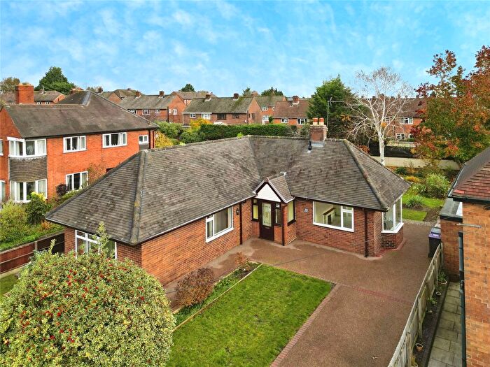 3 Bedroom Bungalow For Sale In Oak Drive, Oswestry, Shropshire, SY11