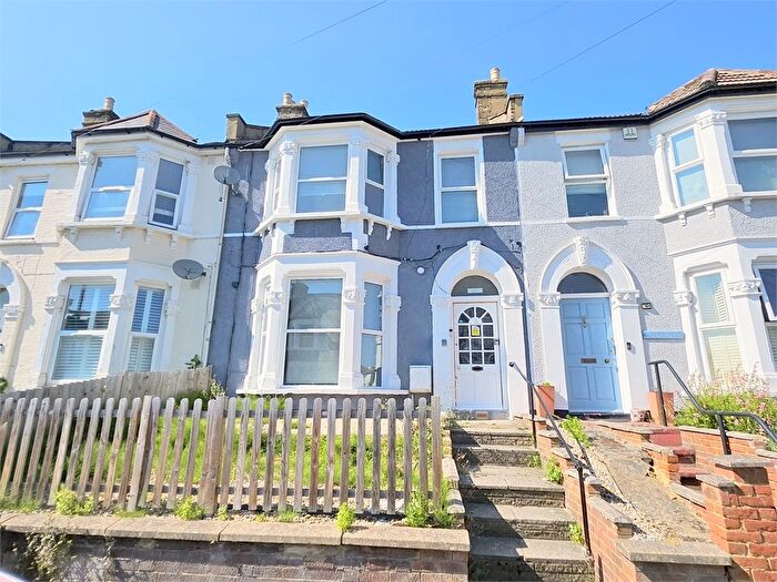 6 Bedroom Terraced House To Rent In Fordel Road, Catford, London, SE6