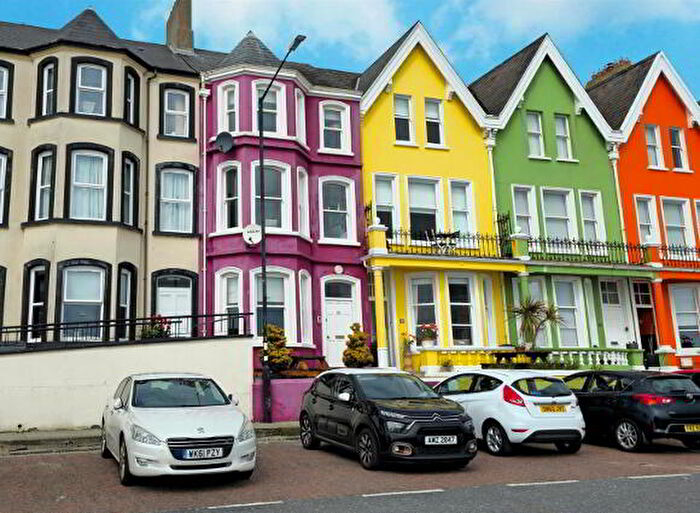 2 Bedroom Apartments For Sale In A Marine Parade, Carrickfergus, BT38