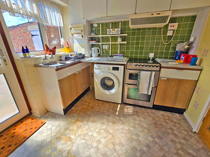 2 Bedroom End Of Terrace House For Sale In Mansell Road, Shoreham-by-Sea, BN43