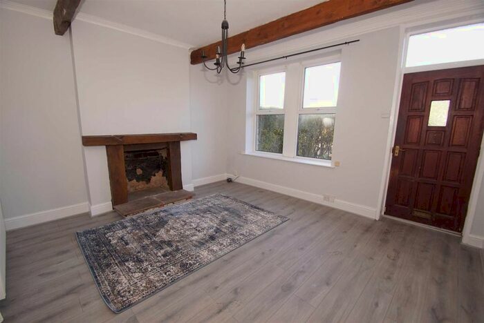 2 Bedroom Terraced House To Rent In Holywell Lane, Shadwell, Leeds, LS17