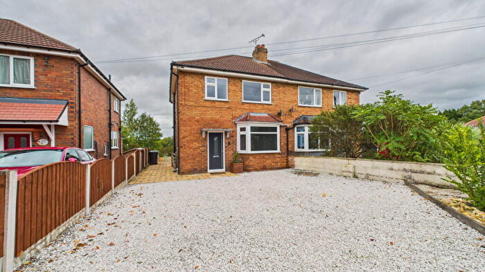 3 Bedroom Semi-Detached House To Rent In Cresswellshaw Road, Alsager, Stoke-on-trent, ST7