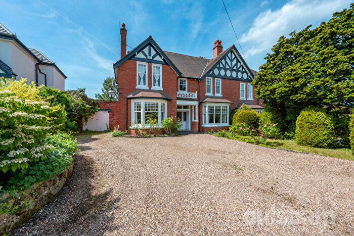 6 Bedroom Semi-Detached House For Sale In Westhill Road, Kings Norton, Birmingham, B38