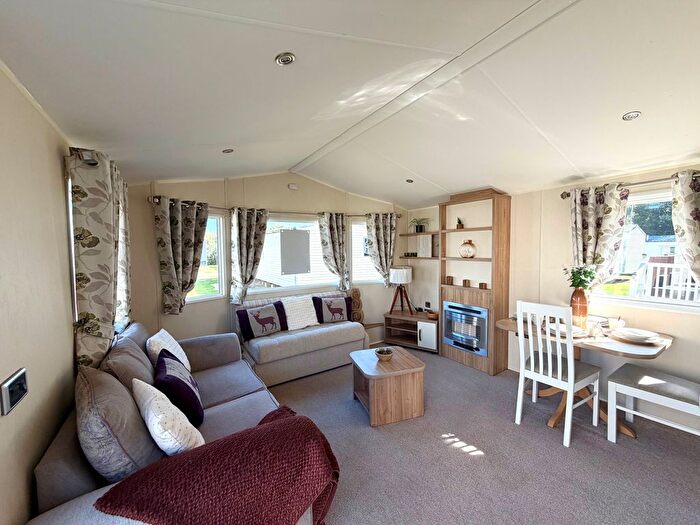 2 Bedroom Mobile/park Home For Sale In Broadland Sands Holiday Park, Coast Rd, Corton Lowestoft, NR32